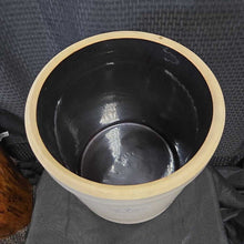Load image into Gallery viewer, Stoneware Crock (4 Gallon)
