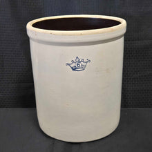 Load image into Gallery viewer, Robinson Ransbottom Stoneware Crock (6 Gallon)
