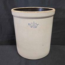 Load image into Gallery viewer, Robinson Ransbottom Stoneware Crock (6 Gallon)
