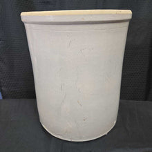 Load image into Gallery viewer, Robinson Ransbottom Stoneware Crock (10 Gallon)
