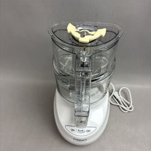 Load image into Gallery viewer, Cuisinart DLC-2007N Prep 7 7-Cup Food Processor

