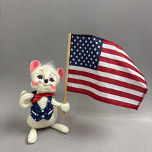 Load image into Gallery viewer, Annalee Patriotic Boy Mouse Independence Day USA with Flag (6")
