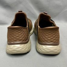 Load image into Gallery viewer, Sketchers Brown Slip In Sneakers w/ Box (9)
