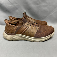 Load image into Gallery viewer, Sketchers Brown Slip In Sneakers w/ Box (9)
