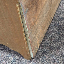 Load image into Gallery viewer, Antique Oak Washstand / Dry Sink (34x30.5x15.5)
