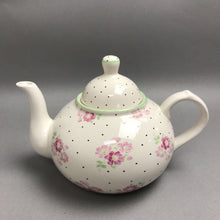 Load image into Gallery viewer, Vintage 1800Flowers Ceramic 4 Cup Pink Floral Teapot (9x6.5)
