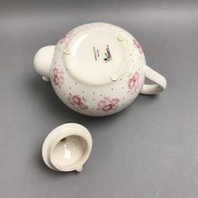 Load image into Gallery viewer, Vintage 1800Flowers Ceramic 4 Cup Pink Floral Teapot (9x6.5)
