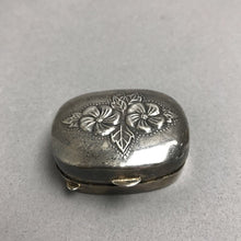 Load image into Gallery viewer, Mervyns Sterling Silver 925 Repousse Flower Floral Pill Trinket Box 23 grams
