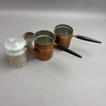 Load image into Gallery viewer, Vintage Douro Copper Neopolitan Coffee Maker Complete - Made in Portugal (8")
