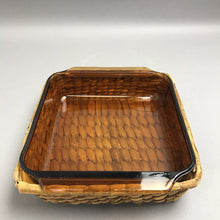 Load image into Gallery viewer, Anchor Hocking #435 Amber Baking Dish with Basket 1.5qt (8x9)
