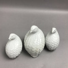 Load image into Gallery viewer, Set of 3 Vintage Quail Figurines Mom &amp; 2 Babies Homco Japan White Porcelain (6")
