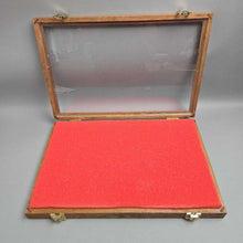 Load image into Gallery viewer, Display Case (2x18x12)
