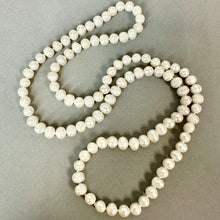 Load image into Gallery viewer, Freshwater Baroque Pearl Knotted 25" Strand
