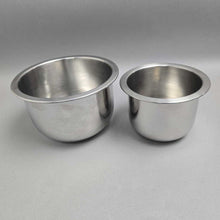 Load image into Gallery viewer, Set of 2 West Bend Stainless Steel Mixing Bowls (0.75qt &amp; 1.5qt)
