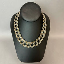 Load image into Gallery viewer, Vintage Silvertone Chunky Rounded Chain Necklace (17")
