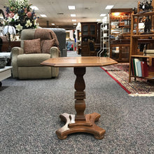 Load image into Gallery viewer, End Table AS IS (22x20x20)

