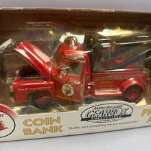 Load image into Gallery viewer, Gearbox 1/24 Ford F100 Tow Truck Fire Chief (13x6x6)
