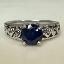 Load image into Gallery viewer, Sterling Sapphire Ring sz 8
