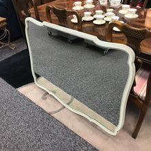 Load image into Gallery viewer, Henredon Mirror (35x51)
