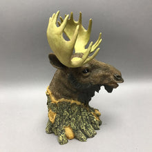 Load image into Gallery viewer, Resin Moose Head Figurine (7.5x5x5)
