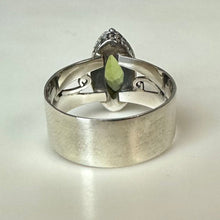 Load image into Gallery viewer, Sterling Peridot Ring sz 5
