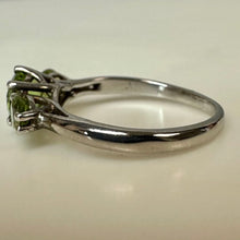 Load image into Gallery viewer, Sterling Peridot Ring sz 5.5
