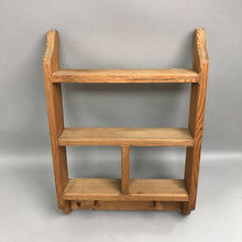Load image into Gallery viewer, Wood Wall Shelf woth Pegs (19x13)

