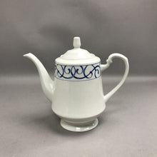 Load image into Gallery viewer, Royal Majestic Coffee Pot (8.5") (2 Available)
