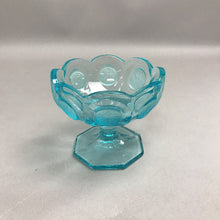 Load image into Gallery viewer, Vintage Fostoria Ice Blue Coin Glass Pedestal Compote (4")
