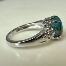 Load image into Gallery viewer, Sterling Turquoise Blue Topaz Ring sz 8
