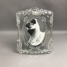 Load image into Gallery viewer, MIKASA Princess Clear Crystal Wedding Picture Frame for Oval 5×7 Photo
