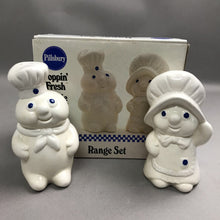 Load image into Gallery viewer, Vintage 1988 Pillsbury Poppin' Fresh Salt &amp; Pepper Shakers Doughboy (5")
