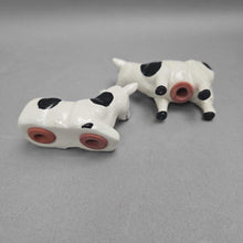 Load image into Gallery viewer, Ceramic Black &amp; White Cow Salt &amp; Pepper Shakers (3")
