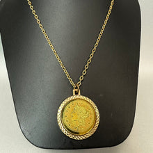 Load image into Gallery viewer, Vintage Bicentennial 1776 Goldtone Medallion Necklace (24")

