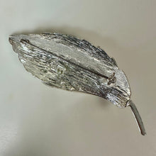 Load image into Gallery viewer, Vintage Allison Reed Silvertone Curled Leaf Brooch Pin Signed (3.5")
