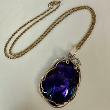 Load image into Gallery viewer, Artisan Purple Dichroic Art Glass Goldtone Wire-Wrapped Pendant on 22" Chain (2.5")
