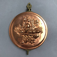 Load image into Gallery viewer, Cook's Bazaar Copper Wall-Hanging Mold / Hook Set (9x6.5)
