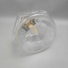 Load image into Gallery viewer, LampLight Farms "Horse &amp; Buggy" Oil Lamp Base (~7x5x5)

