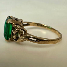 Load image into Gallery viewer, Vintage 10K Gold Green Paste Stone Ring sz 5 (1.8g)
