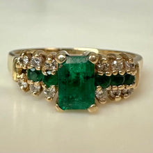 Load image into Gallery viewer, 14K Gold Emerald Diamond Ring sz 6.75 As-Is (3.3g)
