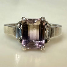 Load image into Gallery viewer, Sterling Amethyst Ring sz 6

