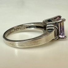 Load image into Gallery viewer, Sterling Amethyst Ring sz 6
