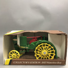 Load image into Gallery viewer, John Deere 1915 Waterloo Boy Model R by Ertl #559 1/16 Scale JD Green USA w/Box
