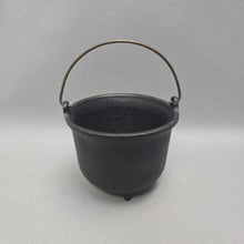 Load image into Gallery viewer, Miniature Cast Iron Kettle (3.25x4x4)
