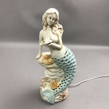 Load image into Gallery viewer, Cracker Barrel Ceramic Mermaid Accent Light (14")
