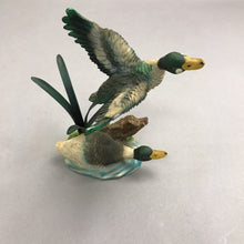 Load image into Gallery viewer, Two Duck Sculpture on Pond (5.5")
