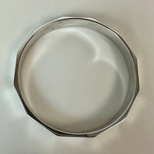 Load image into Gallery viewer, Vintage Monet Silvertone Geometric Bangle Bracelet (7.5" Circumference)
