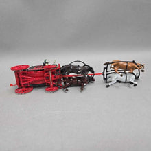 Load image into Gallery viewer, Matchbox Models of Yesteryear 1820 Passenger Coach &amp; Horses Special Edition (3.25x9x2)
