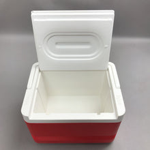 Load image into Gallery viewer, Igloo Polar Six Cooler Lunchbox Vintage Red/White, 6-Pack (10X8)
