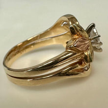 Load image into Gallery viewer, 14K Gold Diamond Ring sz 7.5 (6.1g)

